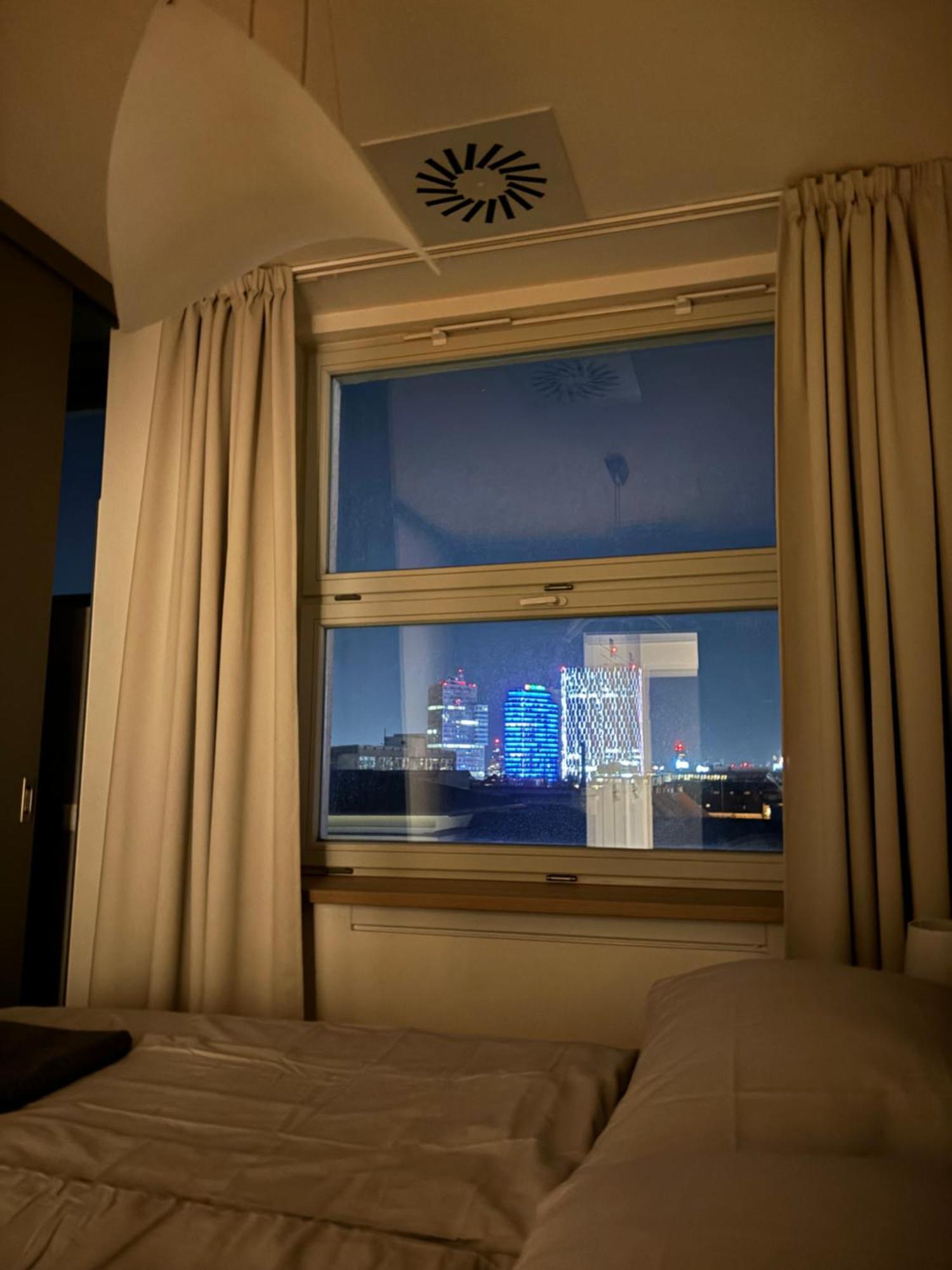 Main City Center - Luxury - Free Parking - City View براتسيلافا المظهر الخارجي الصورة